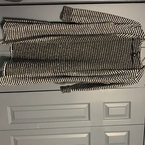 Black and White Striped Duster Size: S.    A